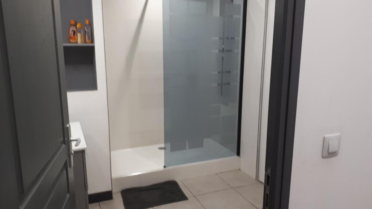 Appart Confort Croix Lille Exterior photo